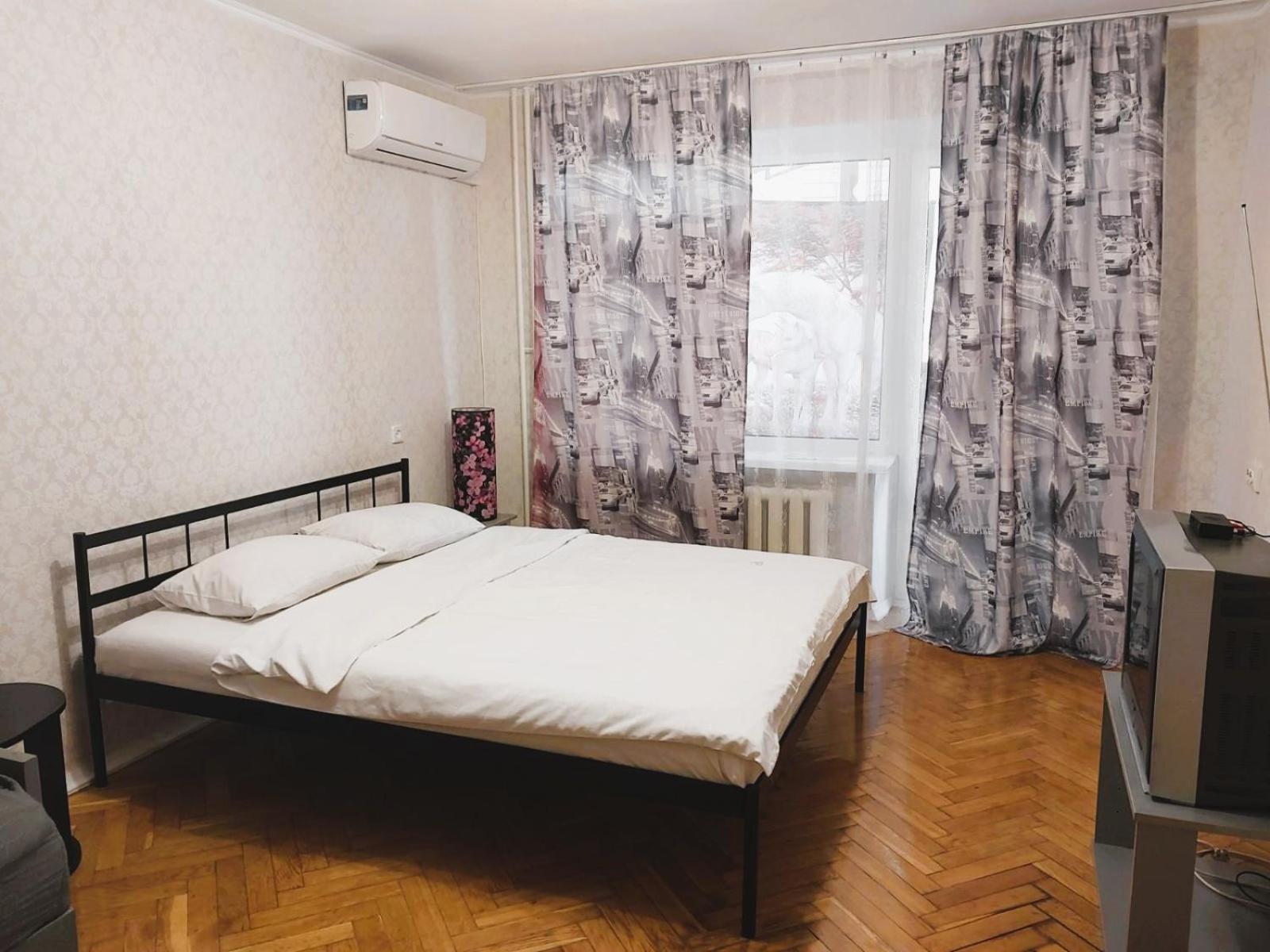 Квартири Біля Метро Лівобережна Та Дарниця Kiev Luaran gambar